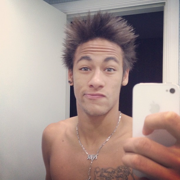 Neymar hair after drying, all spiked up