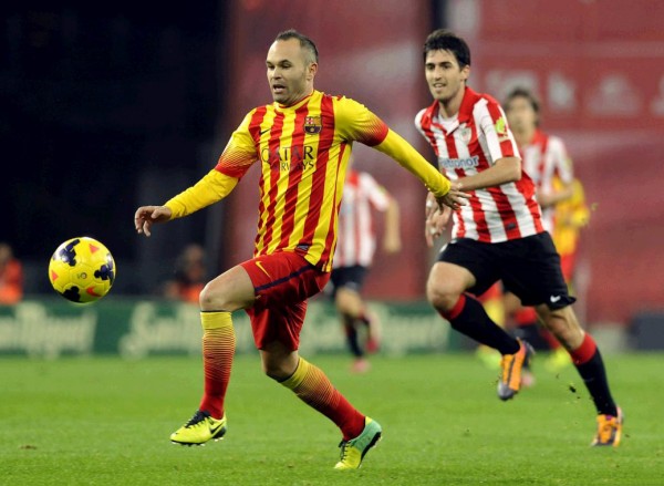 Iniesta in action, during Athletic Bilbao vs Barcelona