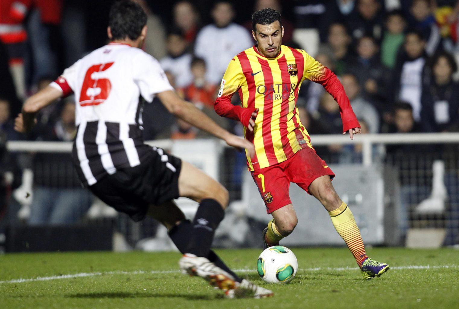 Pedro in action, in Cartagena vs Barcelona