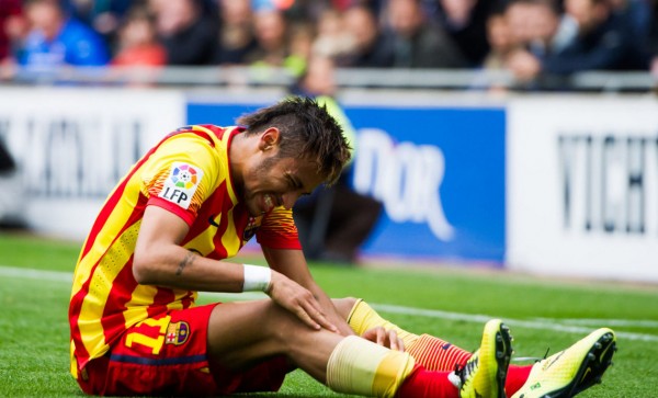 Neymar injured in FC Barcelona
