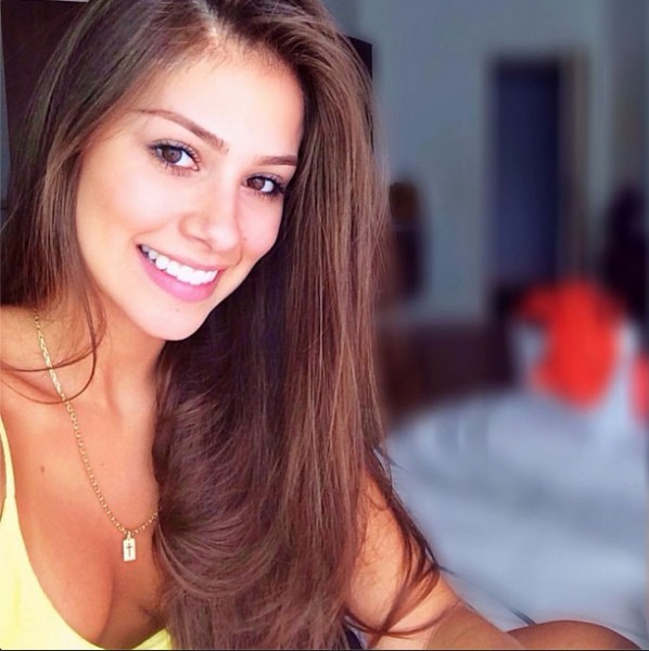 Gabriella Lenzi, Neymar new girlfriend picture 1