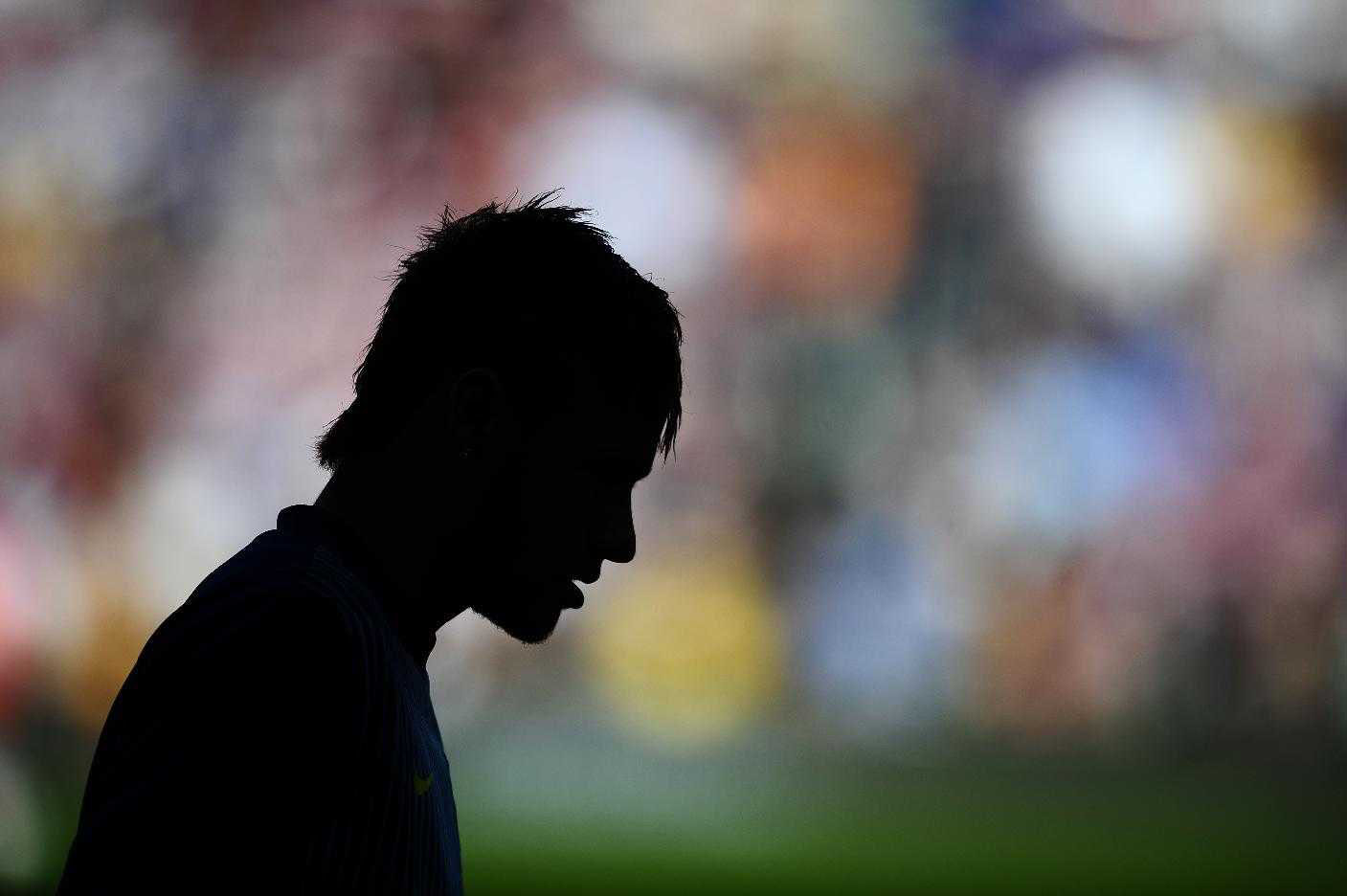 Neymar shade in the dark