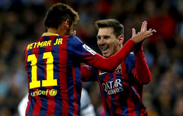 Neymar celebrating goal with Messi