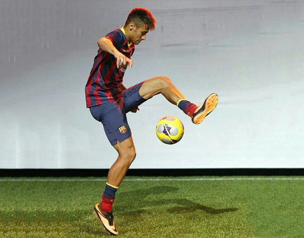 Neymar doing tricks in FC Barcelona