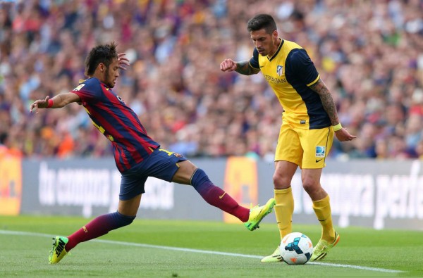 Neymar in a defensive action