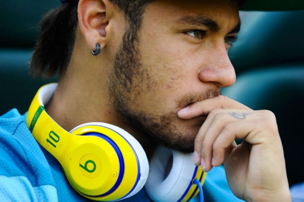 Neymar serious look