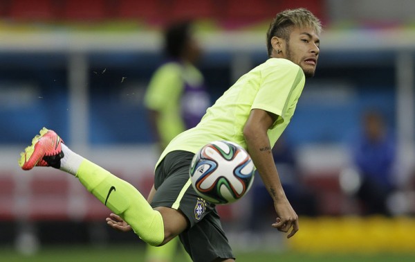 Neymar trying out a new trick in Brazil training