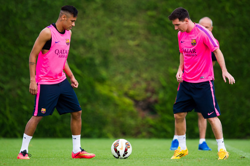 Neymar and Messi in training