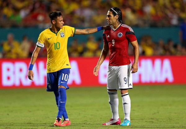 Neymar greeting Falcao in a friendly between Brazil and Colombia in 2014