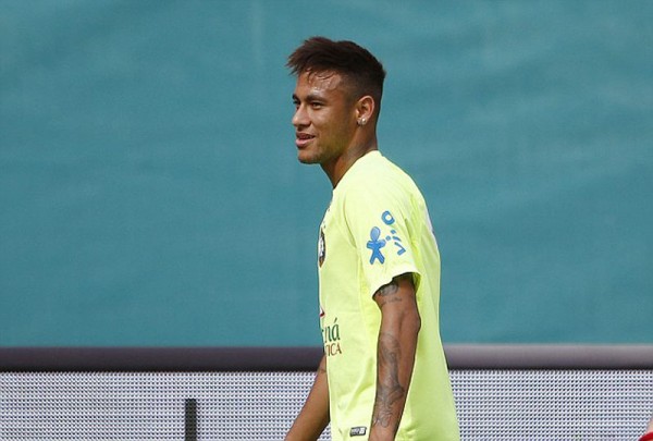 Neymar in Brazil practice, ahead of Colombia friendly