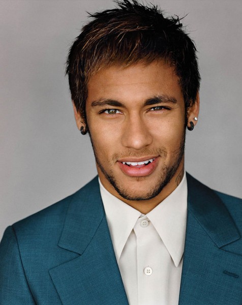 Neymar wearing a suit