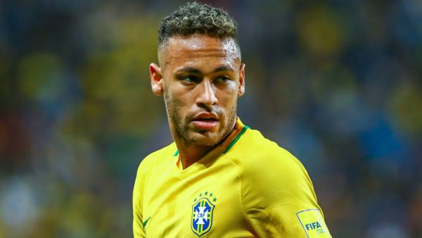 Neymar in a Brazil game in 2018