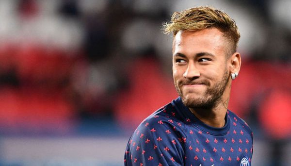 Neymar smiling in PSG