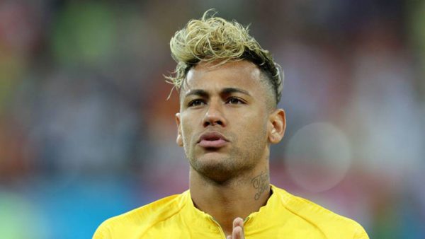 Neymar weird hair in a game for Brazil
