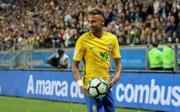 Neymar playing with the Brazilian National Team