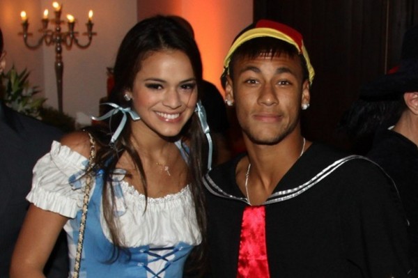 Bruna Marquezine and boyfriend Neymar dating and wearing costumes in a party