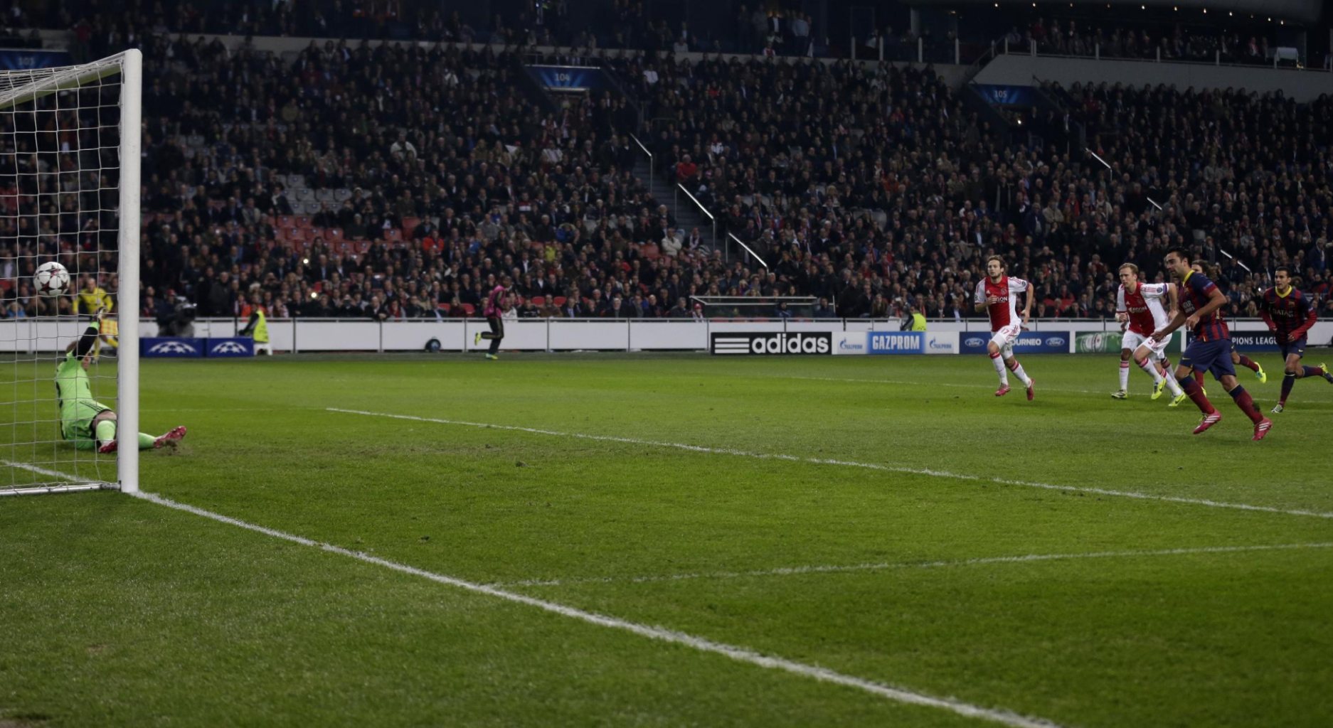 Xavi scoring for Barcelona, in the Champions League, from the penalty-kick spot