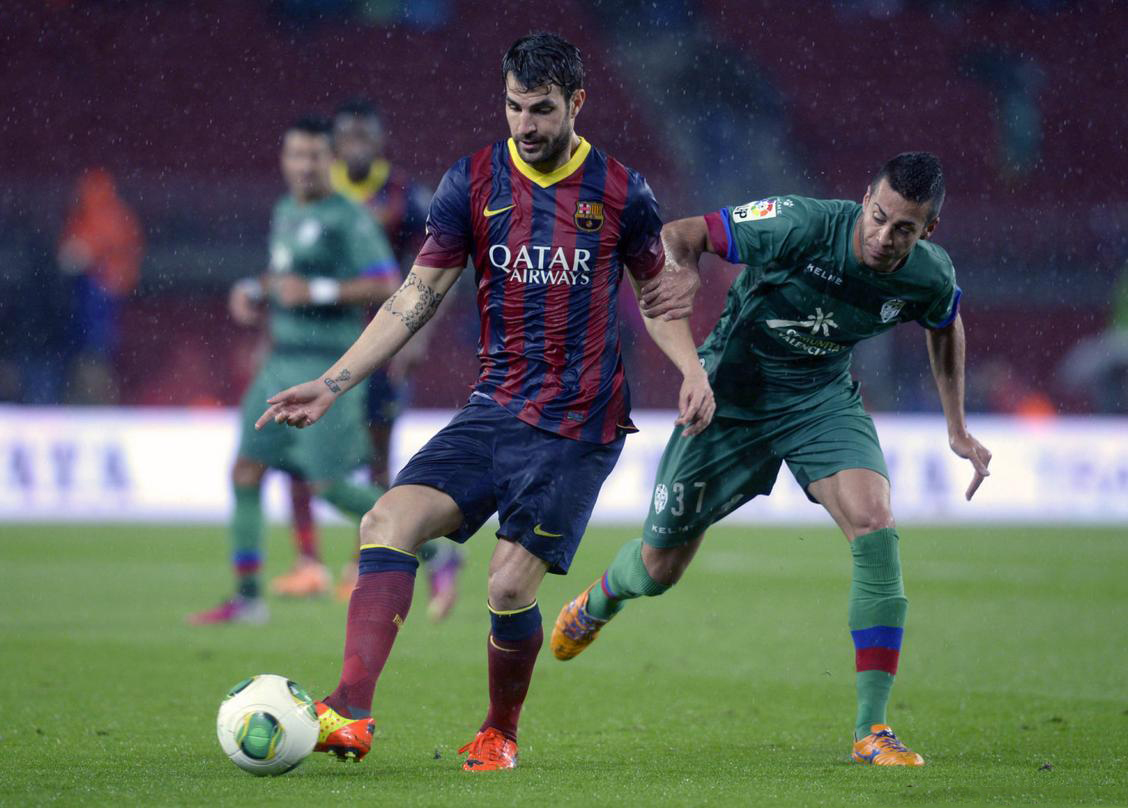Cesc Fabregas playing for Barcelona, in 2014