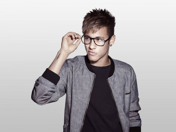 Neymar geek look