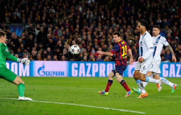 Lionel Messi goal in Barcelona 2-1 Manchester City, in 2014