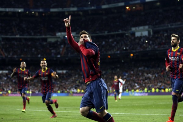 Lionel Messi hat-trick at the Santiago Bernabéu, in Real Madrid 3-4 Barcelona