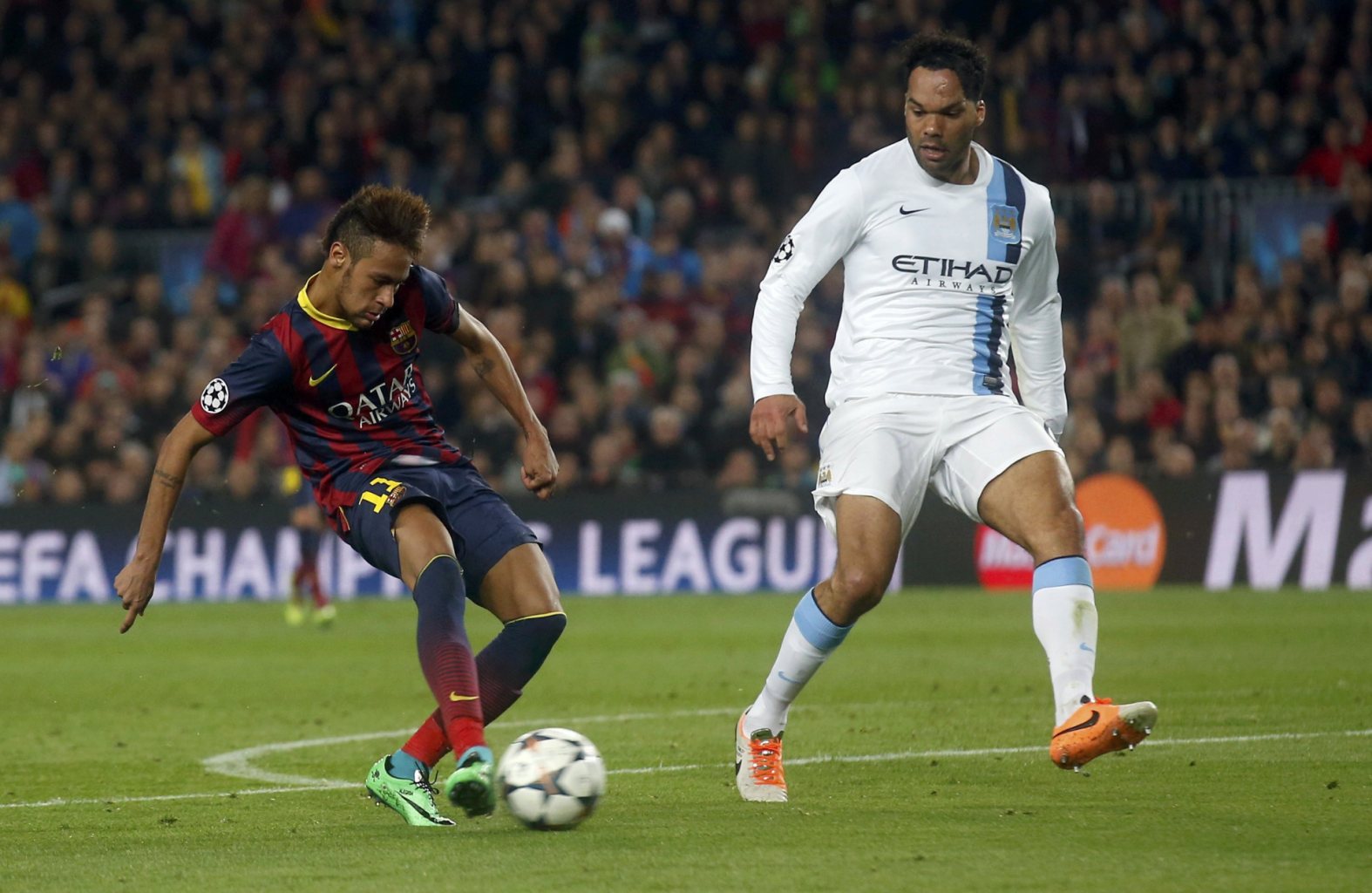 Neymar shooting technique in Barcelona vs Manchester City