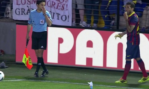 Neymar shows support to Daniel Alves over banana incident Neymar shows support to Daniel Alves over banana incident