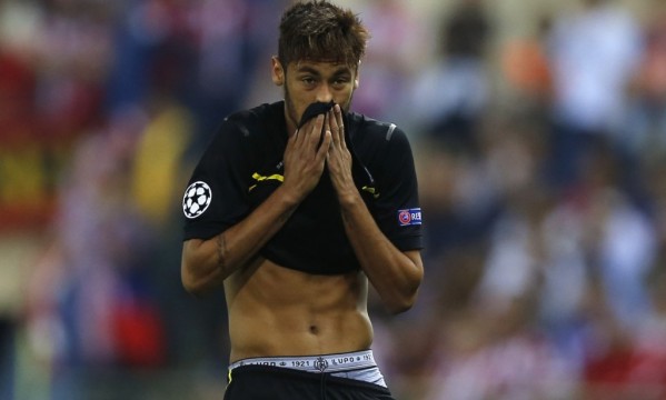 Should Neymar gain weight to become more decisive in Europe? Should Neymar gain weight to become more decisive in Europe?