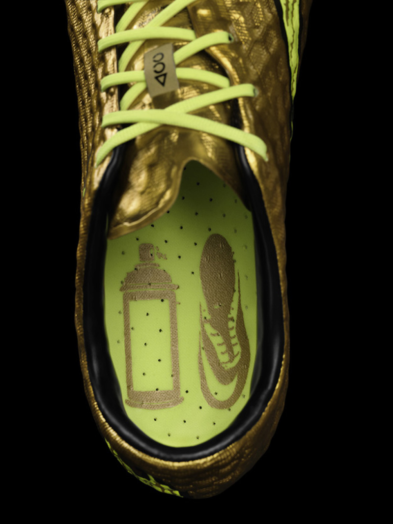 Neymar's Nike Hypervenom golden boots inside spray