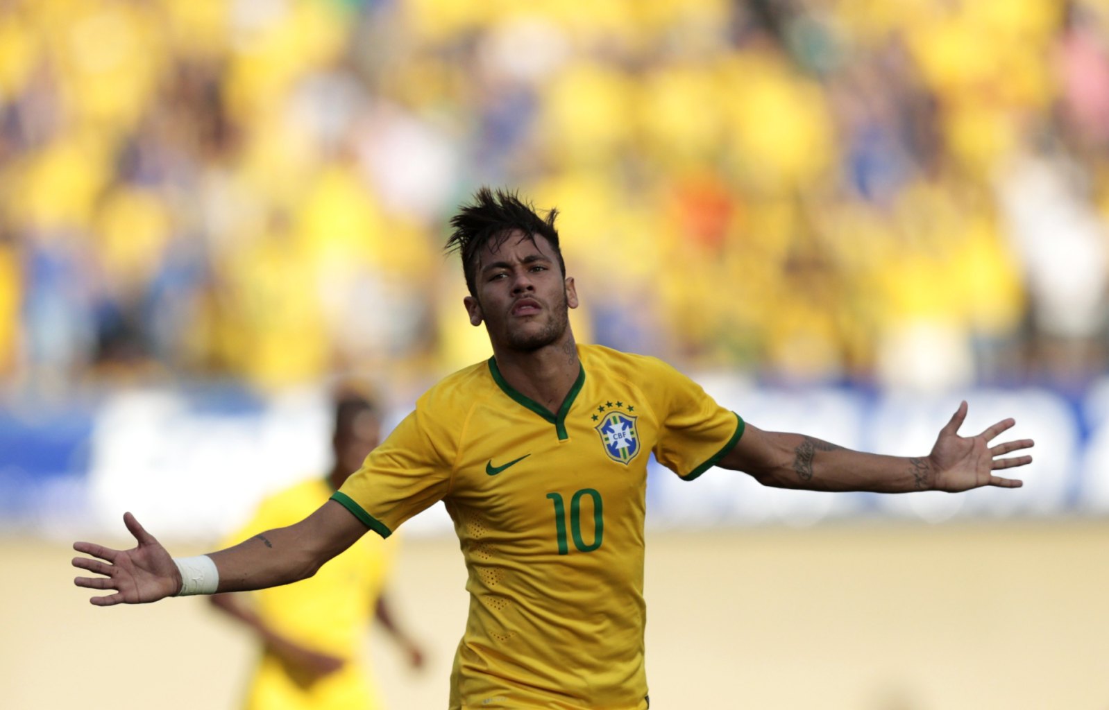 Neymar scores opening goal for Brazil in friendly vs Panama in 2014