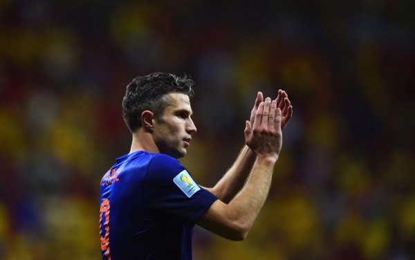 Robin van Persie clapping his hands