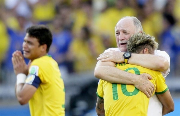 Scolari hugging Neymar in the World Cup 2014
