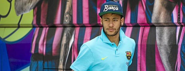 Neymar arriving to FC Barcelona training camp