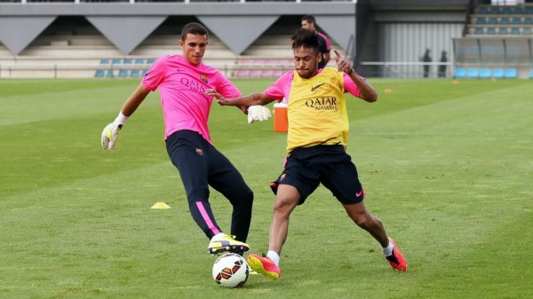 Neymar in a Barcelona practice in 2014-15