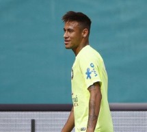 Neymar’s freestyle performance stuns Robinho