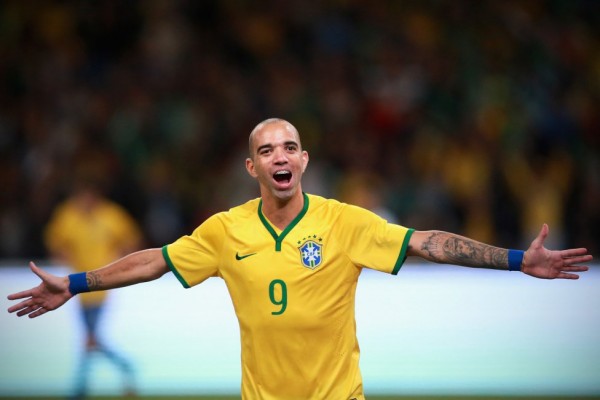 Diego Tardelli Brazilian striker