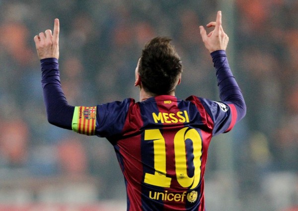 Lionel Messi hat-trick in APOEL vs Barcelona