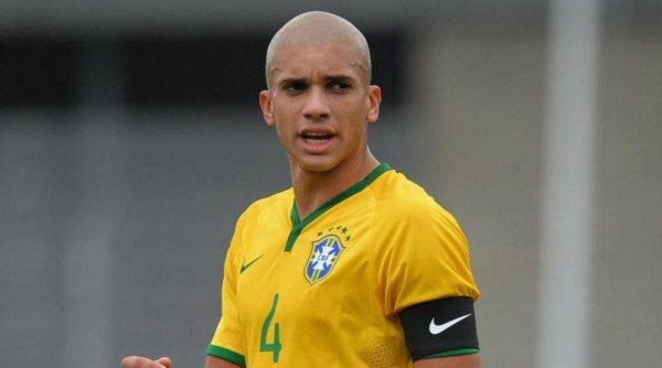 Dória, Brazilian centre back