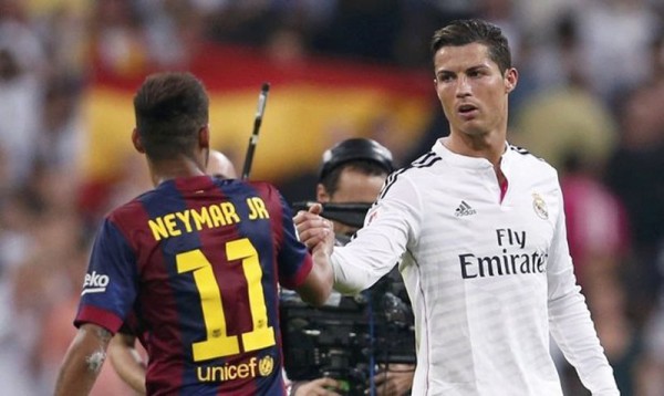 Neymar and Cristiano Ronaldo shaking hands