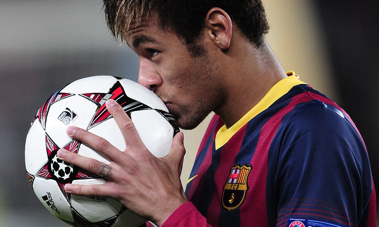 Neymar, FC Barcelona attacker kissing the football