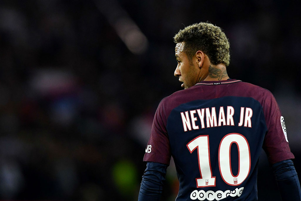 Neymar in PSG shirt number 10