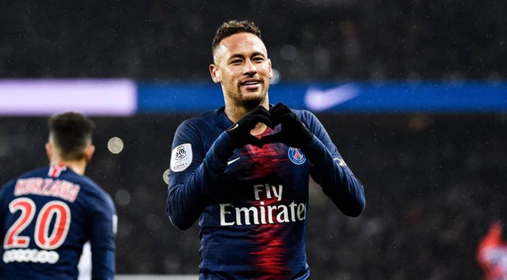 Neymar sending his love after a goal for PSG