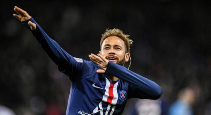 Neymar celebrates a goal for PSG with style