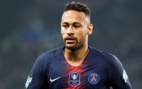 Neymar Jr playing for PSG in 2020