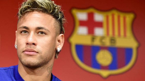 Neymar presented in Barcelona